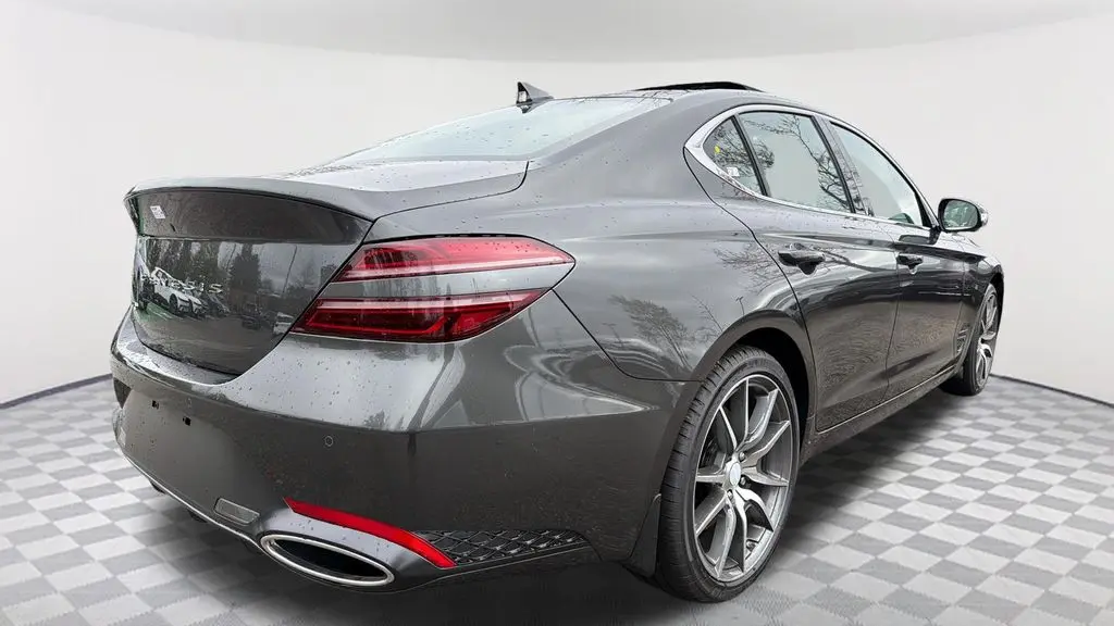 2026 Genesis G70 2.5T Prestige