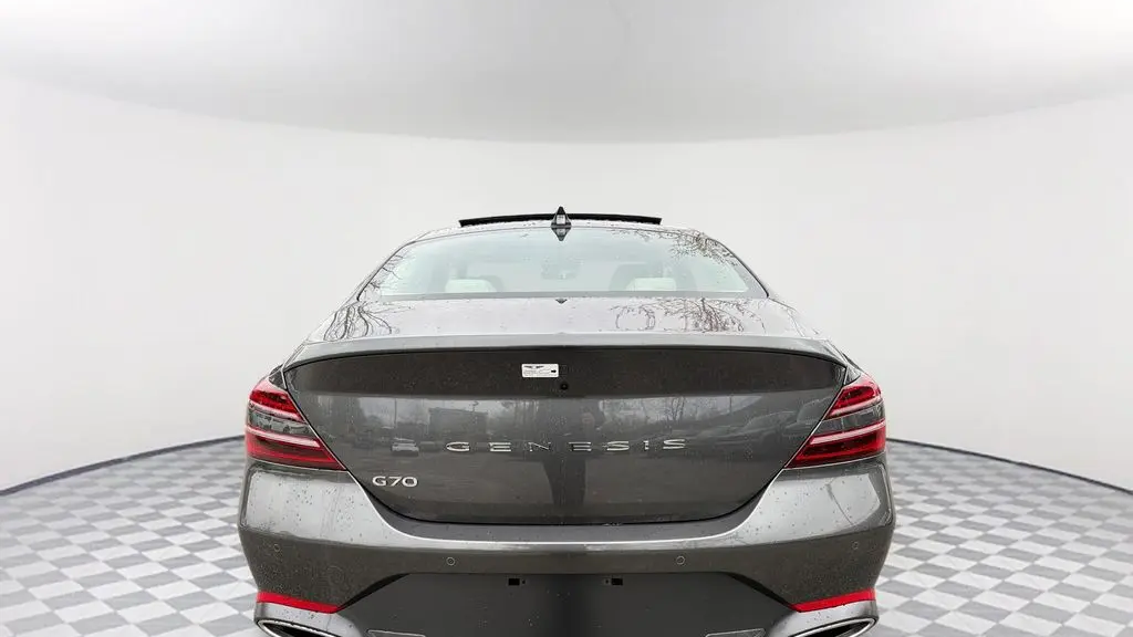 2026 Genesis G70 2.5T Prestige
