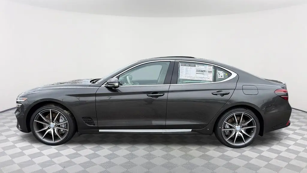 2026 Genesis G70 2.5T Prestige