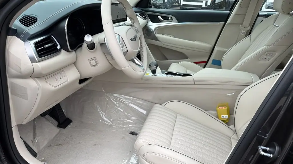 2026 Genesis G70 2.5T Prestige