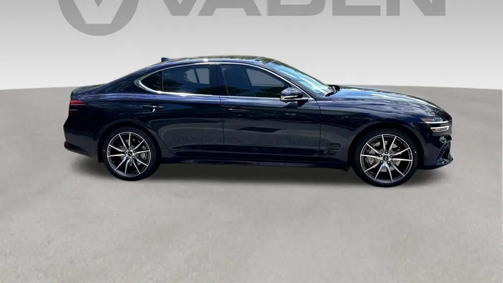 2026 Genesis G70 2.5T Prestige