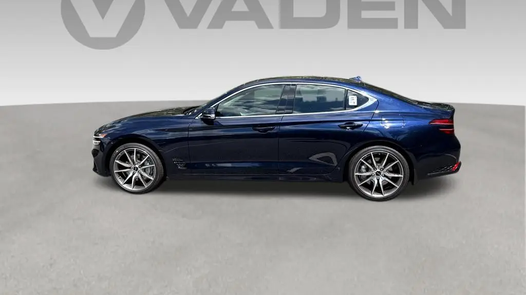 2026 Genesis G70 2.5T Prestige