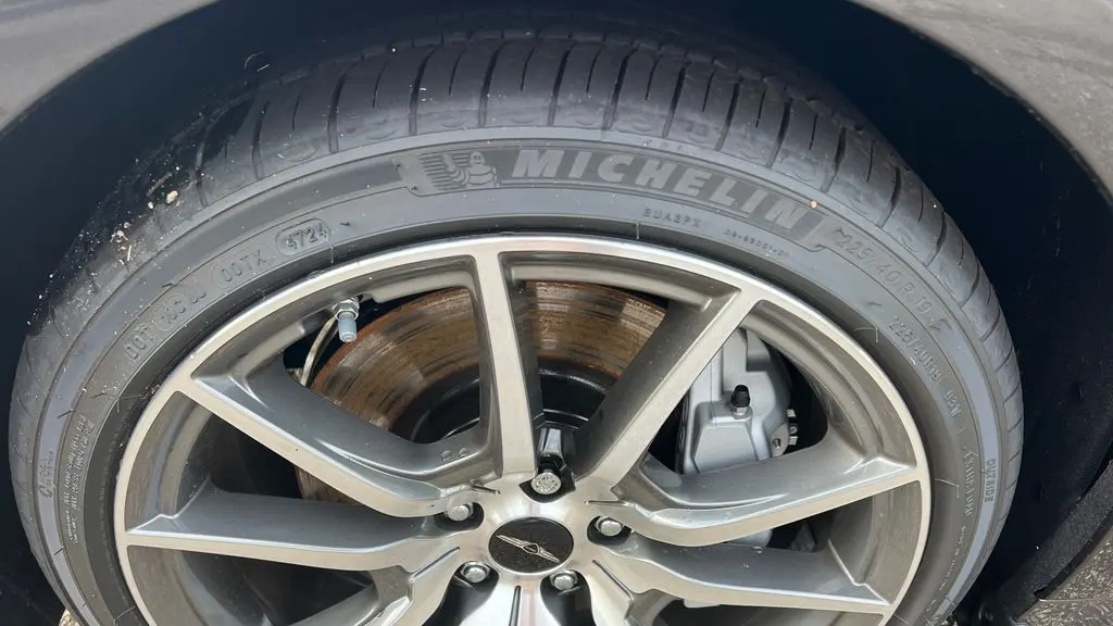2026 Genesis G70 2.5T Prestige