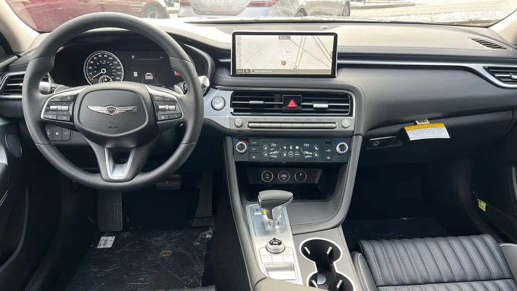2026 Genesis G70 2.5T Prestige