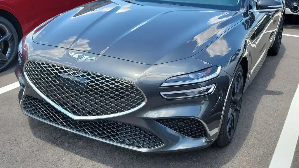2026 Genesis G70 2.5T Prestige