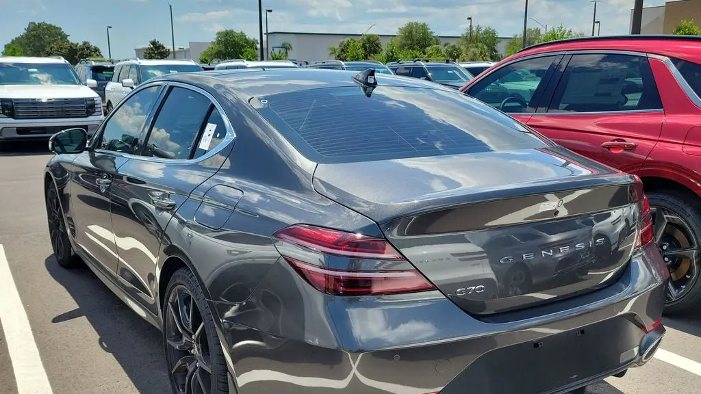 2026 Genesis G70 2.5T Prestige