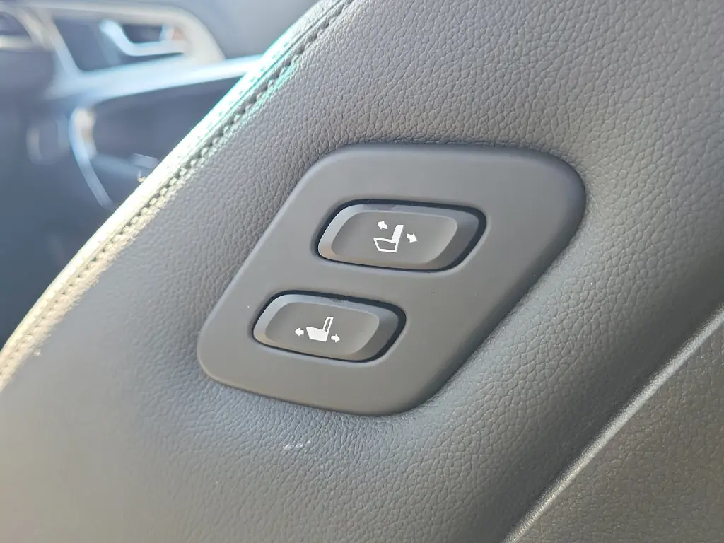 2026 Genesis G70 - $42,599