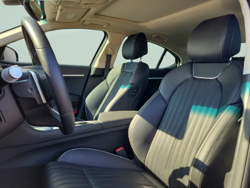 2026 Genesis G70 - $42,599