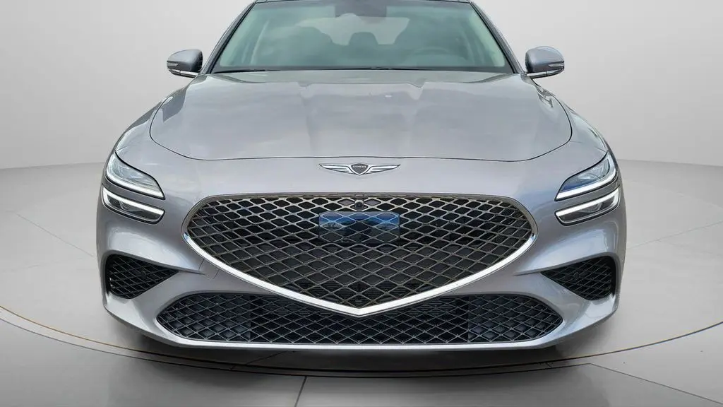 2026 Genesis G70 2.5T Prestige