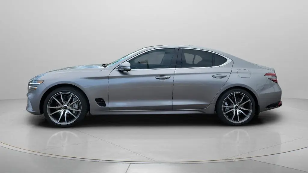 2026 Genesis G70 2.5T Prestige