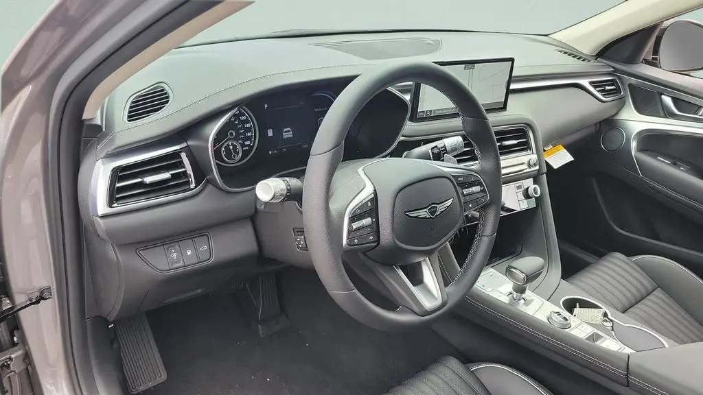 2026 Genesis G70 2.5T Prestige