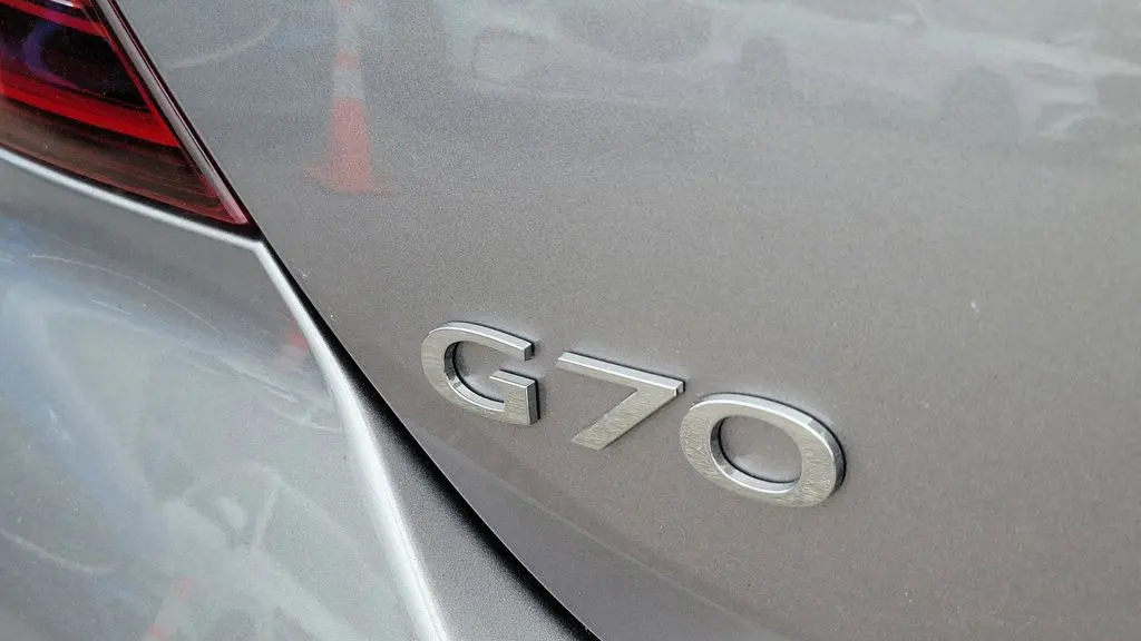 2026 Genesis G70 2.5T Prestige