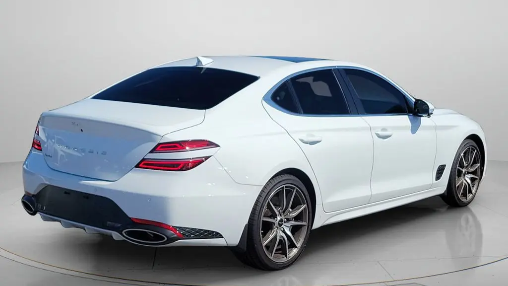 2026 Genesis G70 2.5T Prestige
