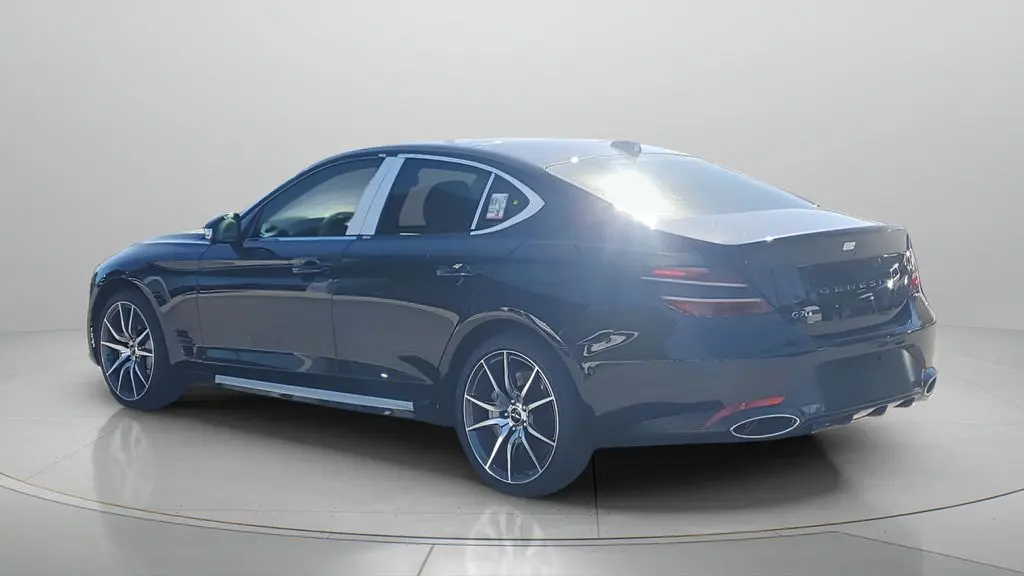 2026 Genesis G70 2.5T Prestige