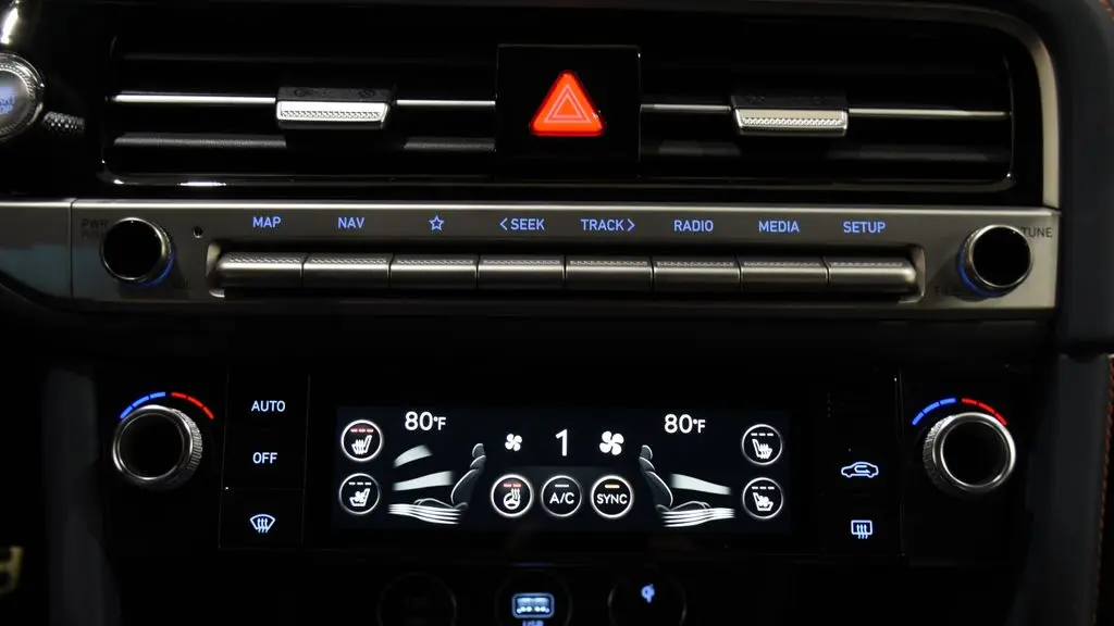 2026 Genesis G70 3.3T Prestige Graphite