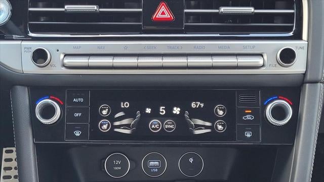 2024 Genesis G70 2.5T Standard