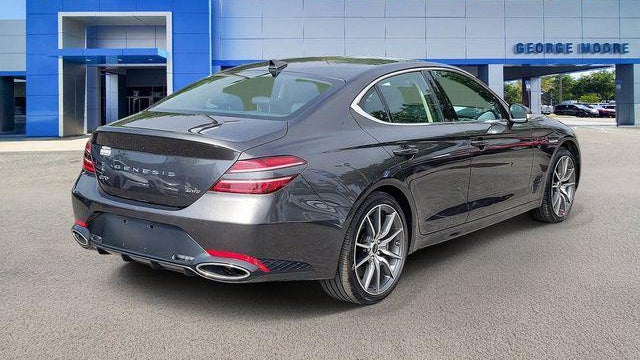 2025 Genesis G70 2.5T Standard