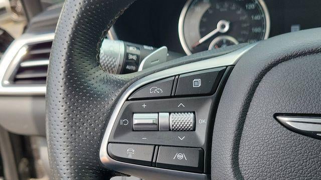 2025 Genesis G70 2.5T Standard