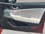 2025 G70 Thumbnail 32