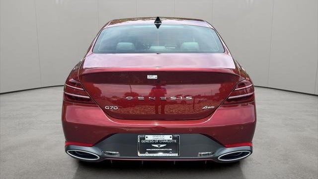 2025 Genesis G70 2.5T Standard