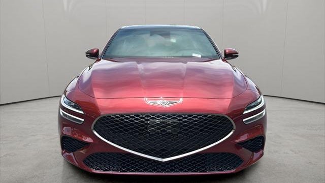 2025 Genesis G70 2.5T Standard