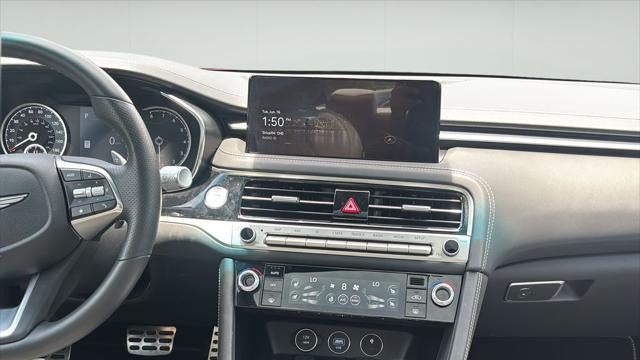 2025 Genesis G70 2.5T Standard