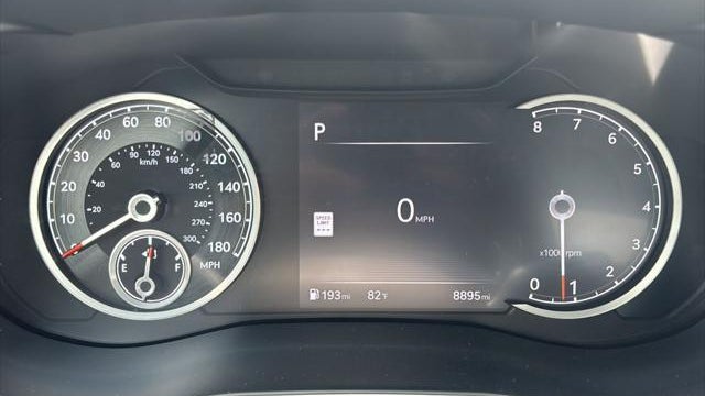 2025 Genesis G70 2.5T Standard
