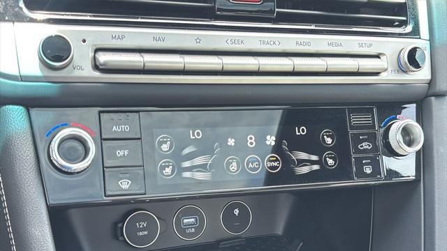 2025 Genesis G70 2.5T Standard