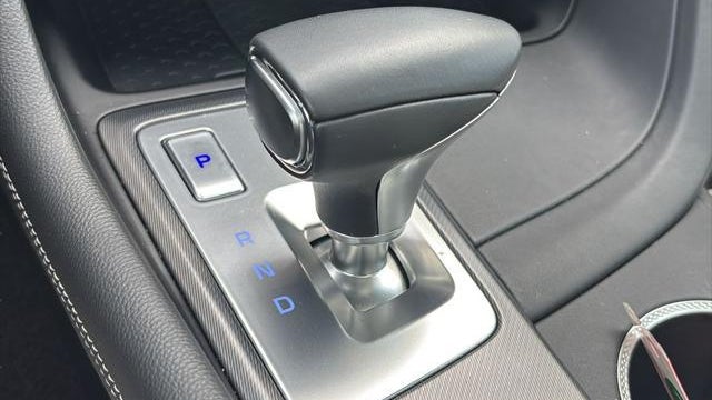 2025 Genesis G70 2.5T Standard