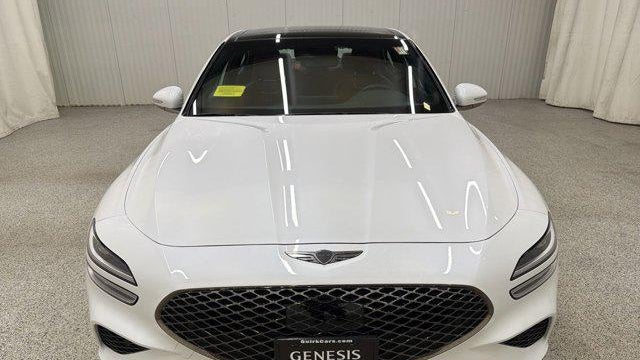 2025 Genesis G70 2.5T Standard
