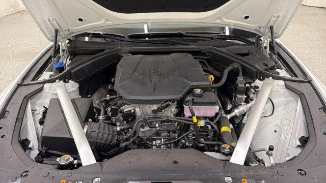 2025 Genesis G70 2.5T Standard