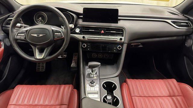 2025 Genesis G70 2.5T Standard