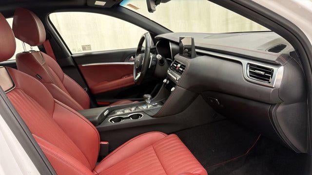 2025 Genesis G70 2.5T Standard