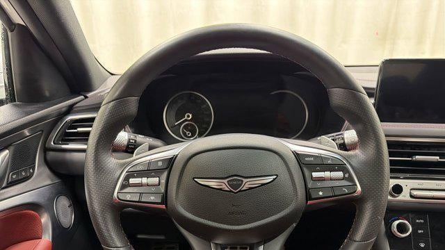 2025 Genesis G70 2.5T Standard