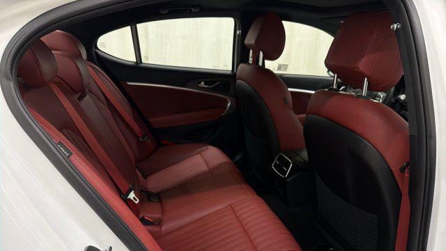 2025 Genesis G70 2.5T Standard