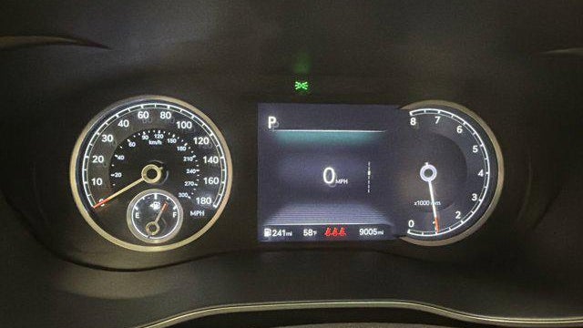 2025 Genesis G70 2.5T Standard