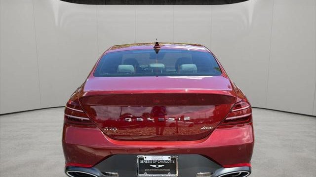 2025 Genesis G70 2.5T Standard