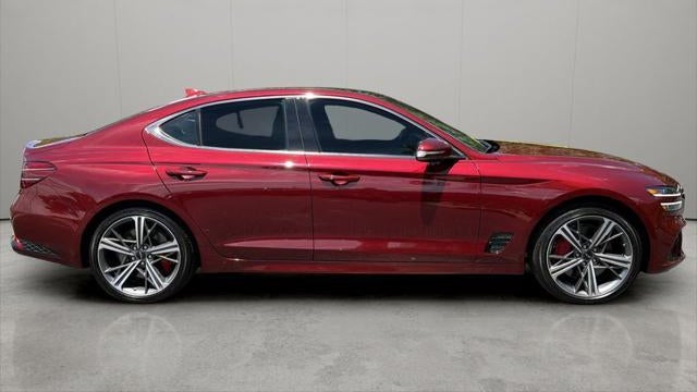 2025 Genesis G70 2.5T Standard