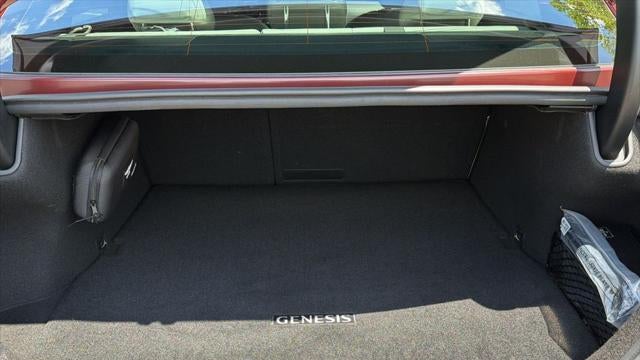 2025 Genesis G70 2.5T Standard