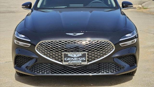 2025 Genesis G70 2.5T Standard