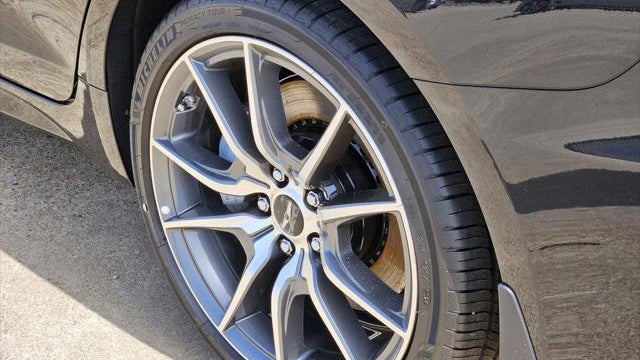 2025 Genesis G70 2.5T Standard