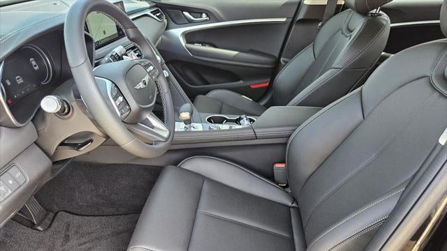 2025 Genesis G70 2.5T Standard