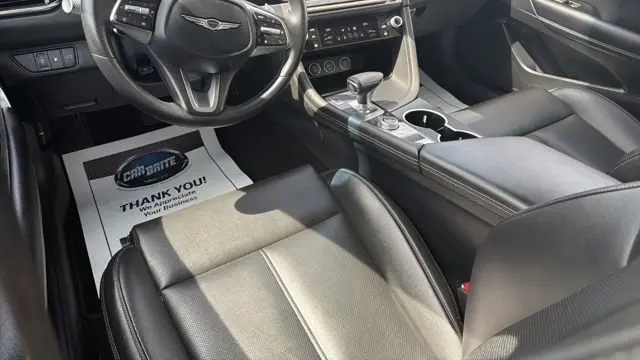 2025 Genesis G70 2.5T Standard