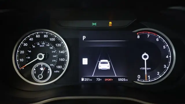 2026 Genesis G70 2.5T Prestige