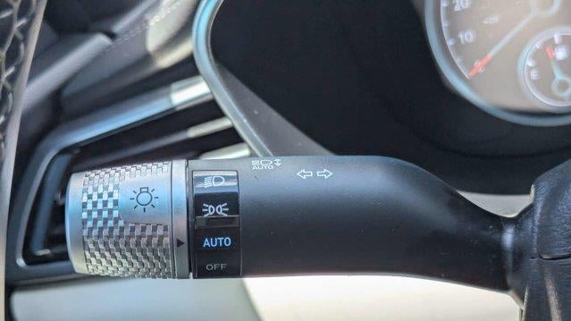 2024 Genesis G70 2.5T Standard