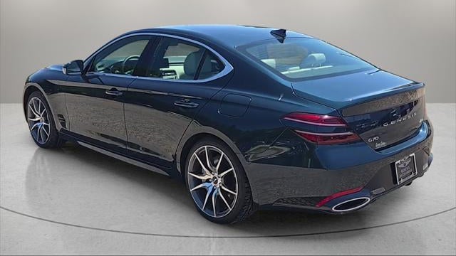 2025 Genesis G70 2.5T Standard