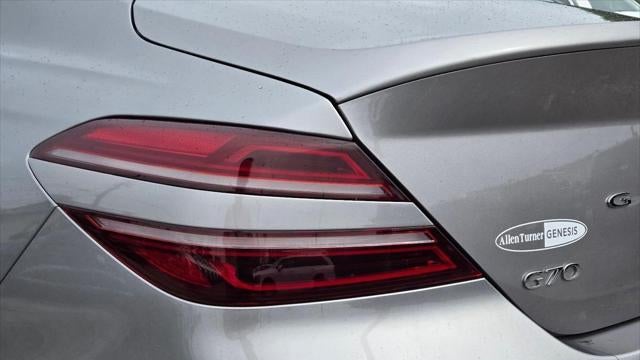 2025 Genesis G70 2.5T Standard