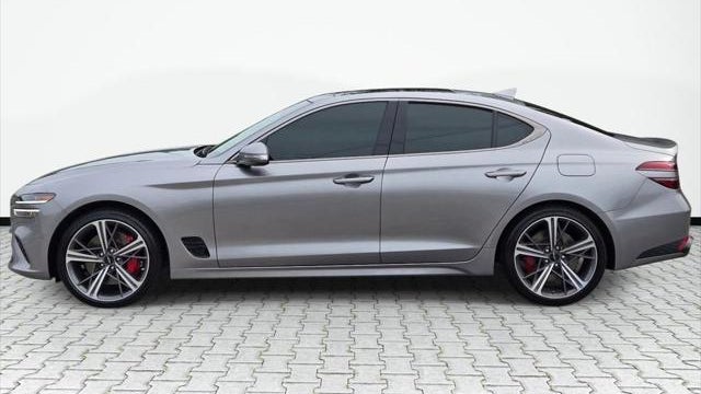 2025 Genesis G70 2.5T Standard