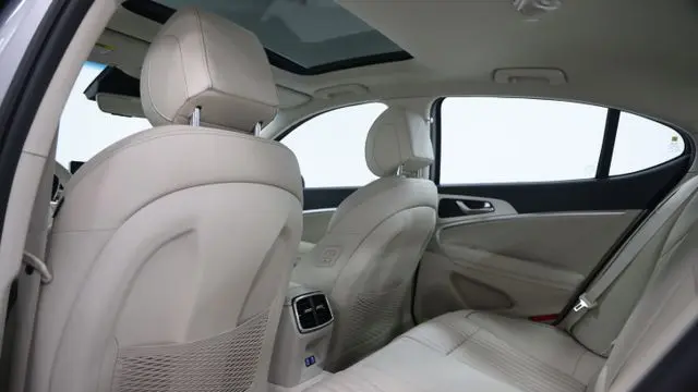 2026 Genesis G70 2.5T Prestige
