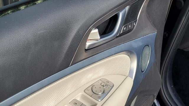 2024 Genesis G70 2.5T Standard